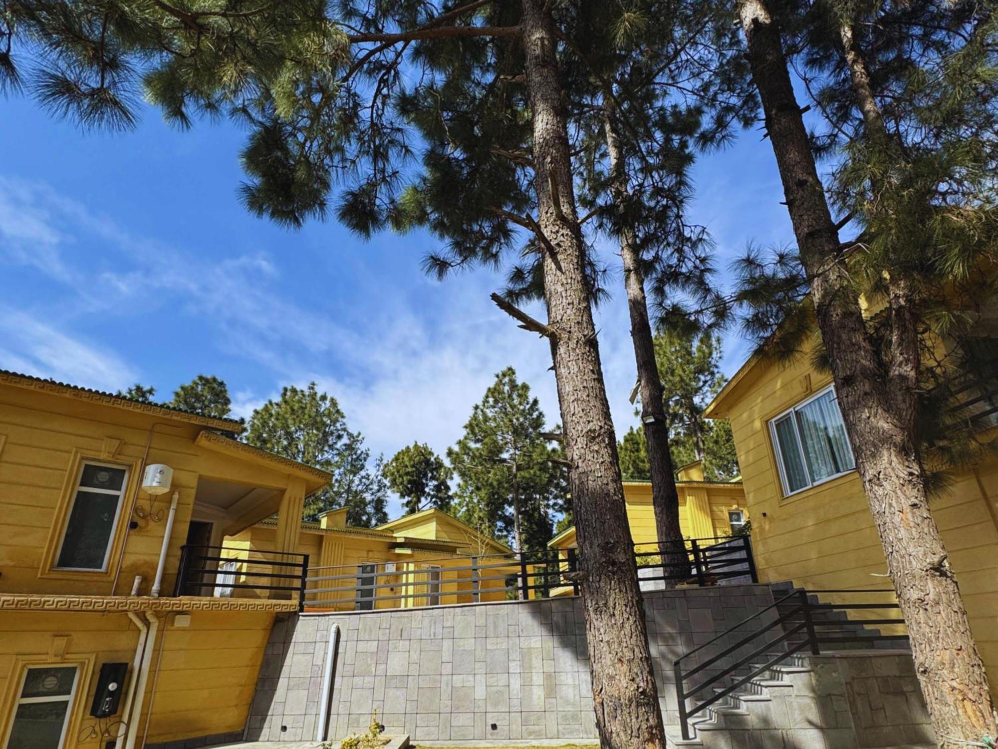 Hidden Hills Hotel & Resort Mansehra Exterior photo